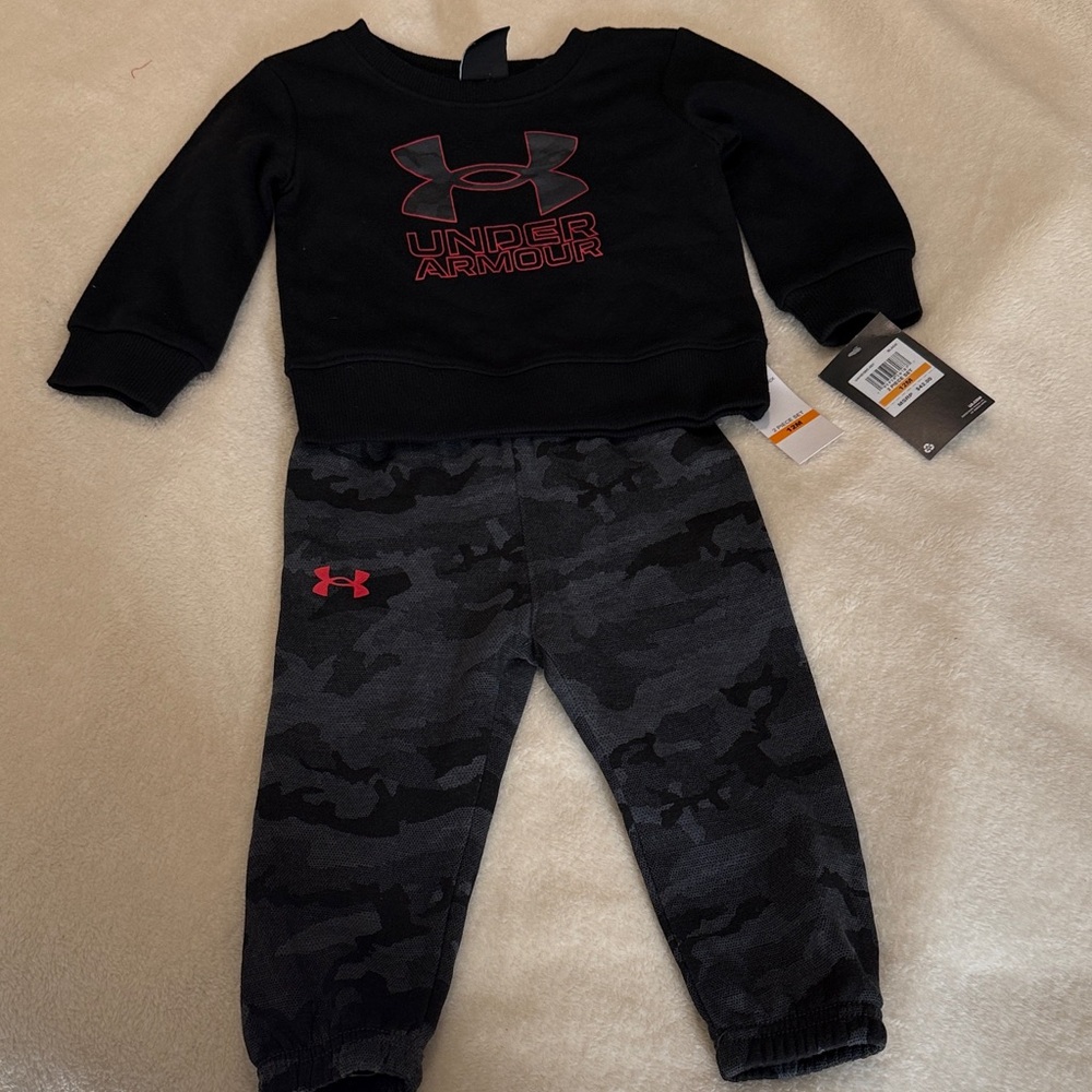 Under Armour Kids Black and Gray Camo Jogger Set